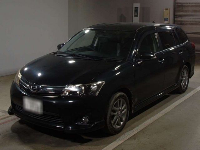 2178 Toyota Corolla fielder NZE161G 2013 г. (TAA Chubu)